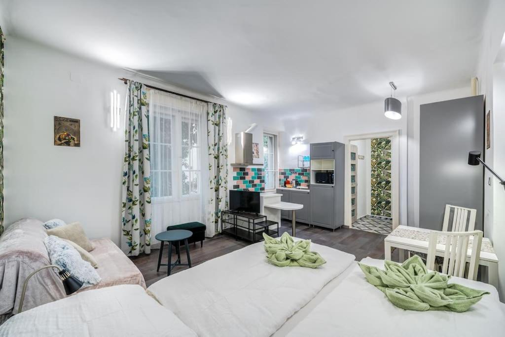Danube Bank Hideaway Leilighet Budapest Eksteriør bilde